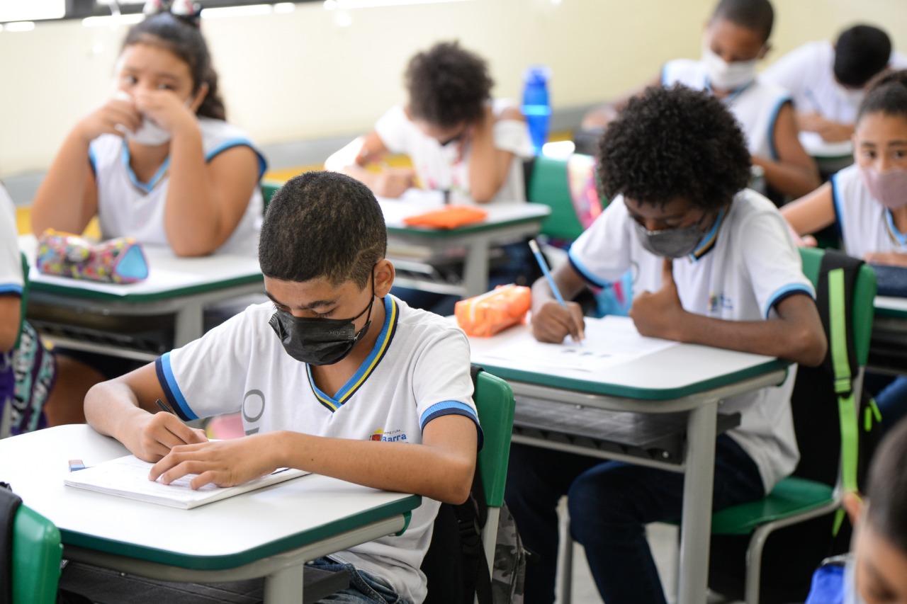 A Escola de Educação Básica da Passagem da Barra implantou o programa  Educação Conectada - Prefeitura de Laguna